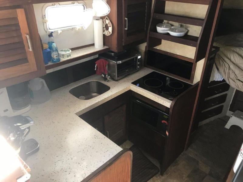 1983 Mainship 34 MK III
