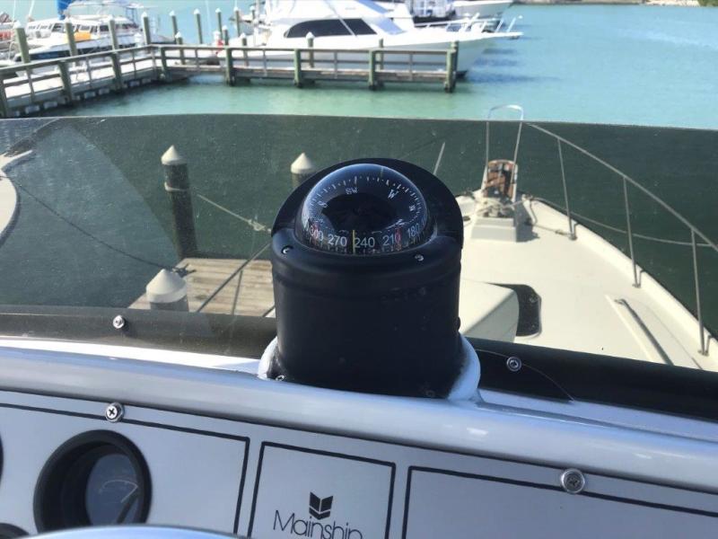 1983 Mainship 34 MK III