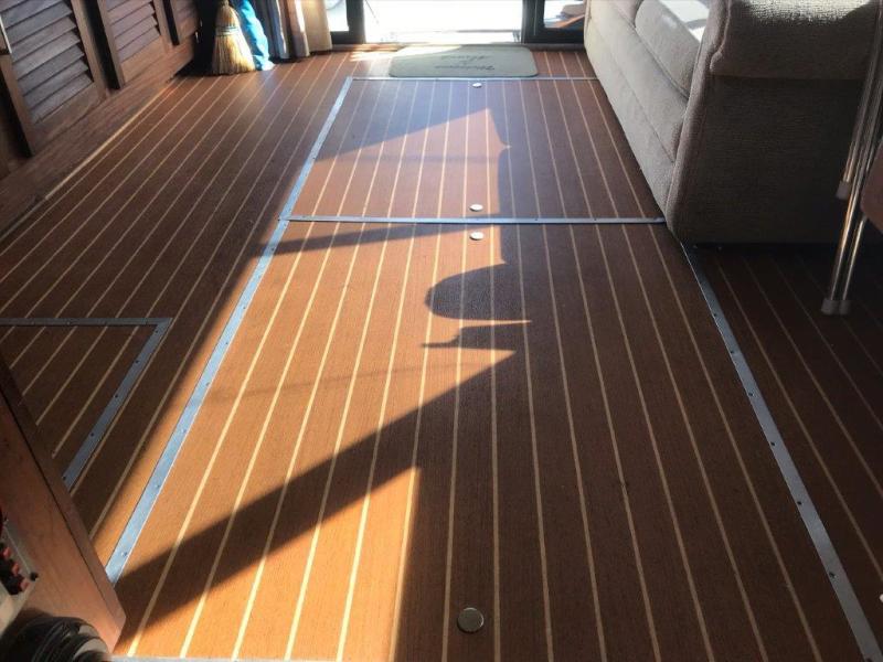 1983 Mainship 34 MK III