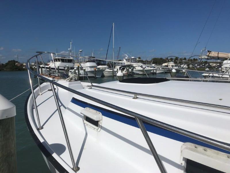 1983 Mainship 34 MK III