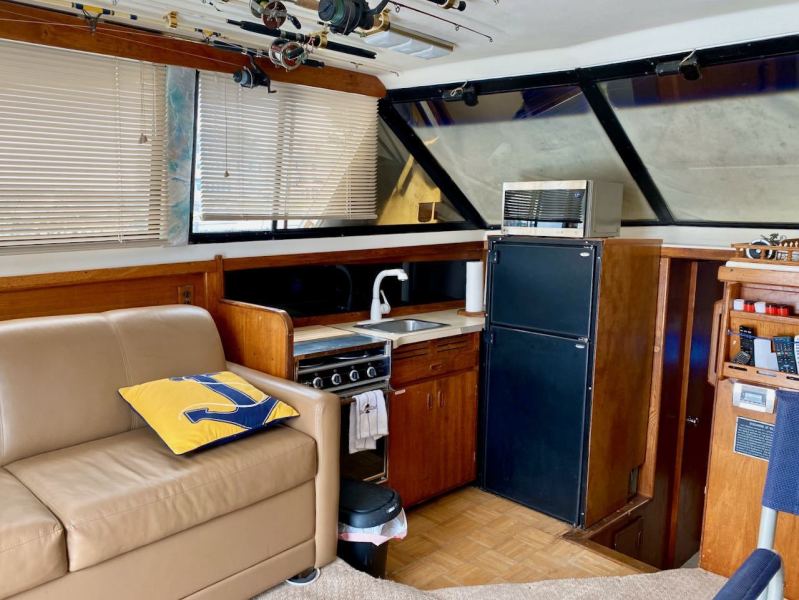 1978 Trojan F-36 Sportfisherman