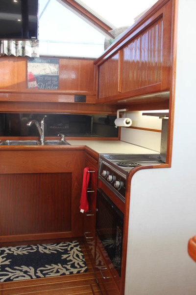 1992 Tollycraft Cockpit Motor Yacht