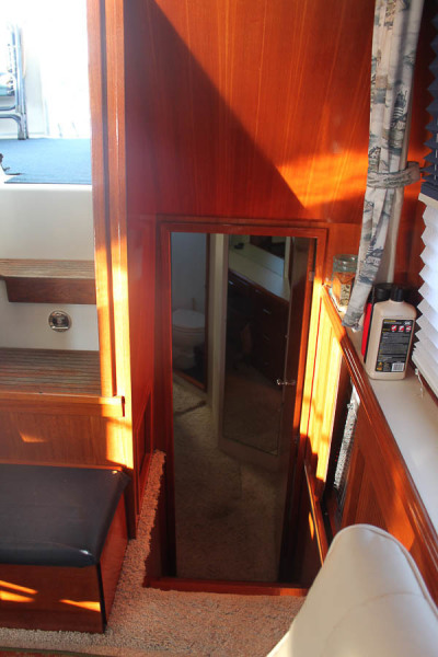 1992 Tollycraft Cockpit Motor Yacht