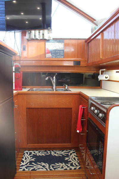 1992 Tollycraft Cockpit Motor Yacht