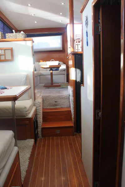 1992 Tollycraft Cockpit Motor Yacht