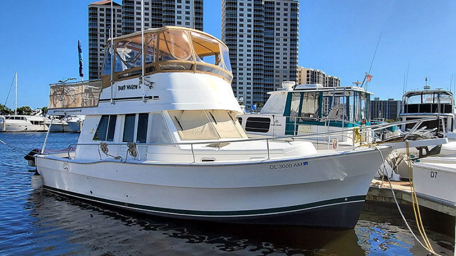 2002 Mainship 390 Trawler