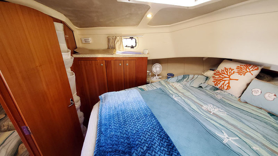 2002 Mainship 390 Trawler