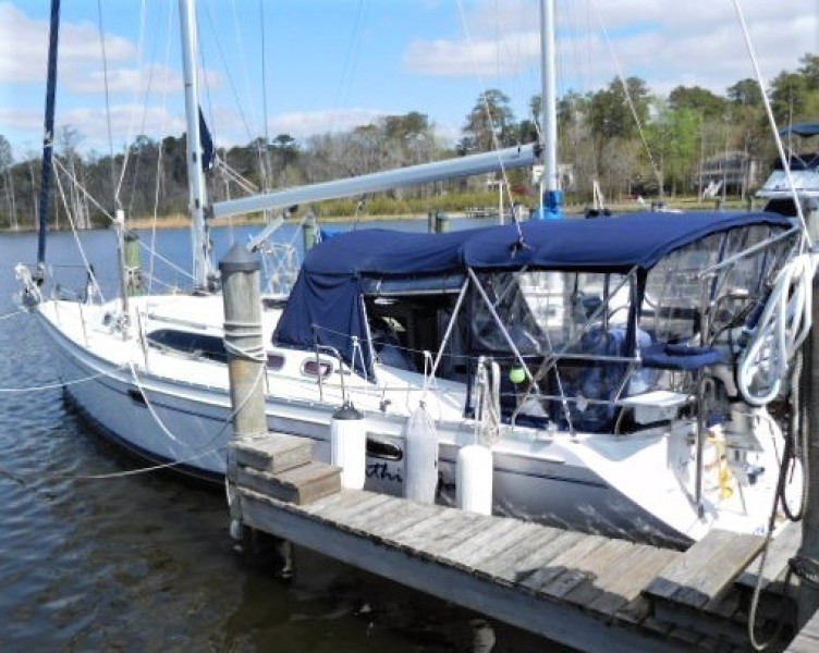 2013 Catalina 385