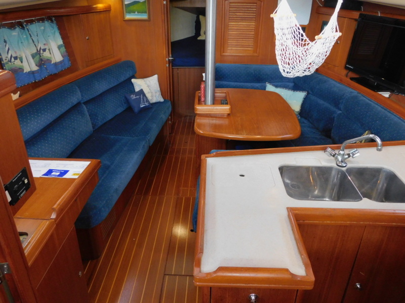 2002 Hunter 356