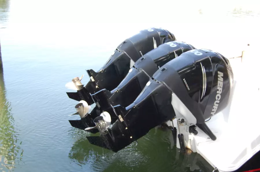 2006 Pro-Line 35 Express