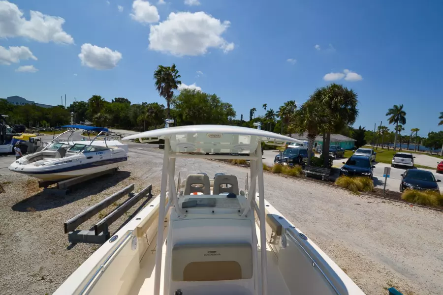 2018 Cobia 261 cc