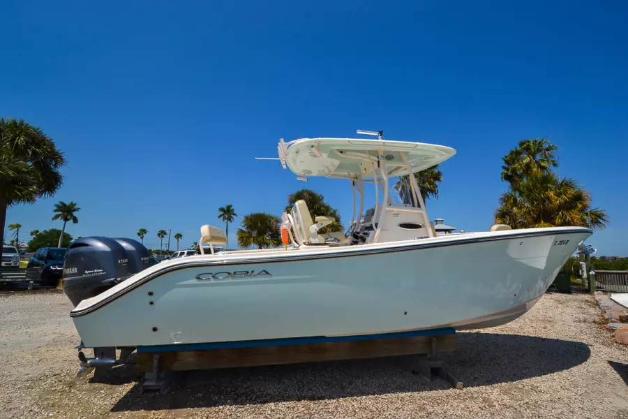 2018 Cobia 261 cc