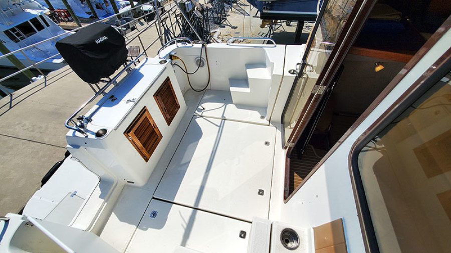 2012 Ranger Tugs R29-S