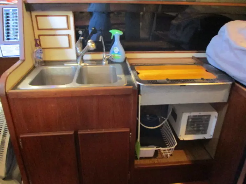 Sea Dancer 42ft Morgan Yacht For Sale