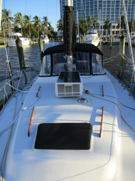 1976 Morgan Outislander