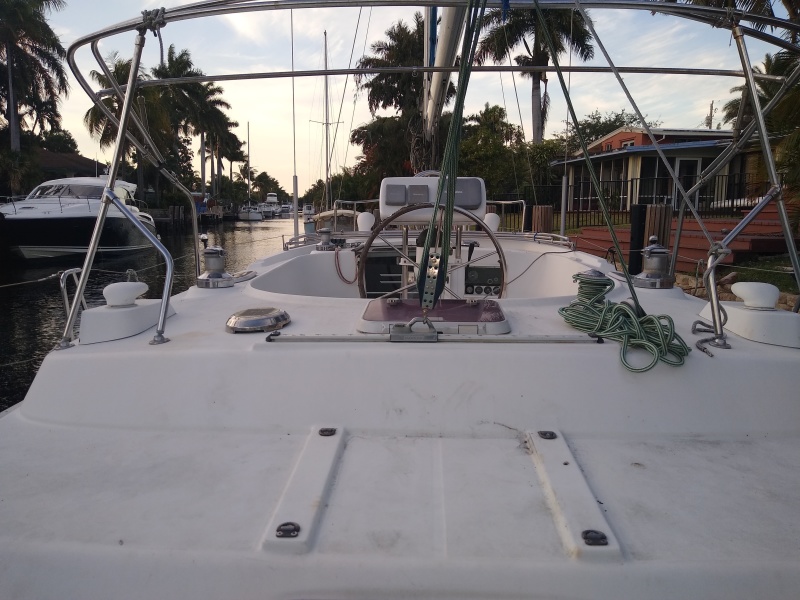 1997 Beneteau 402 Center Cockpit