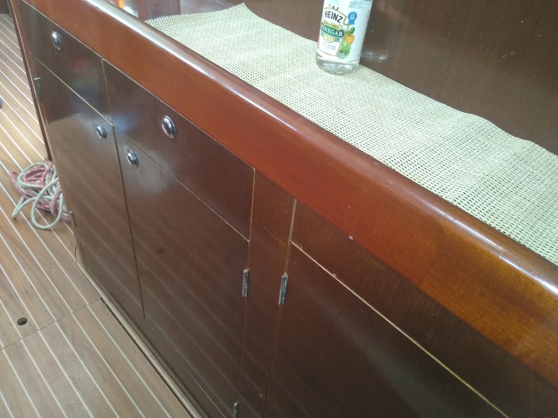 1997 Beneteau 402 Center Cockpit