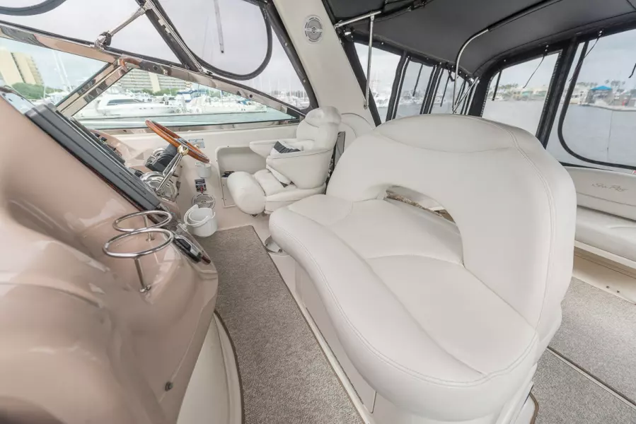 2002 Sea Ray 38 Sundancer