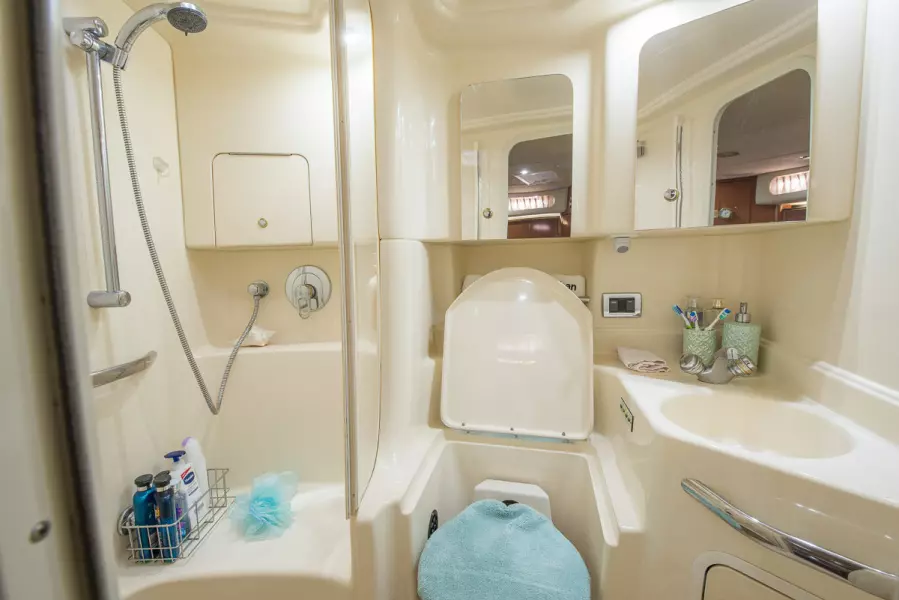 2002 Sea Ray 38 Sundancer