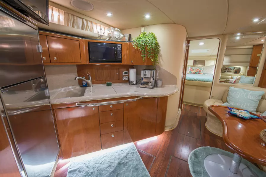 2002 Sea Ray 38 Sundancer