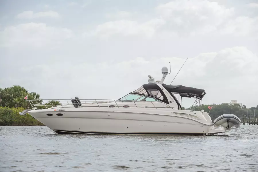 2002 Sea Ray 38 Sundancer