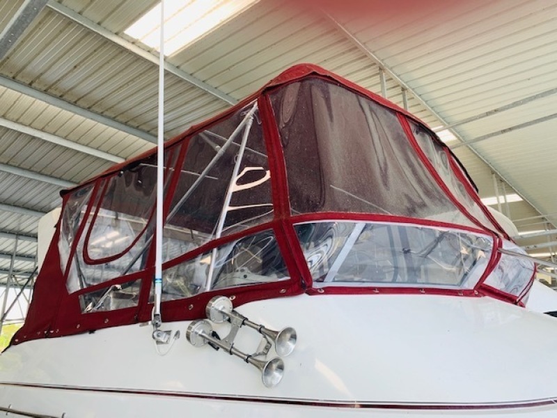 1990 Carver Santego