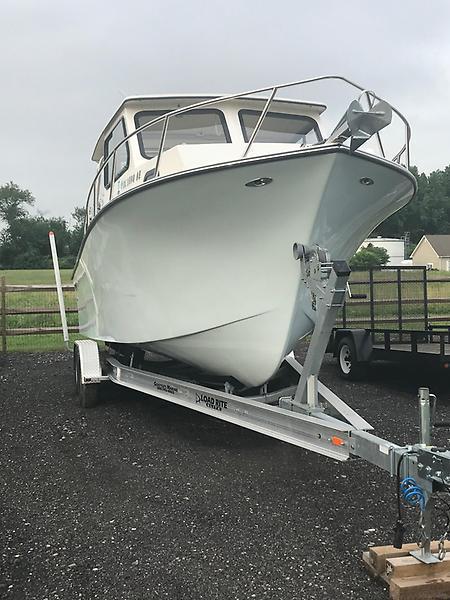 2017 May-Craft 2500 Pilothouse