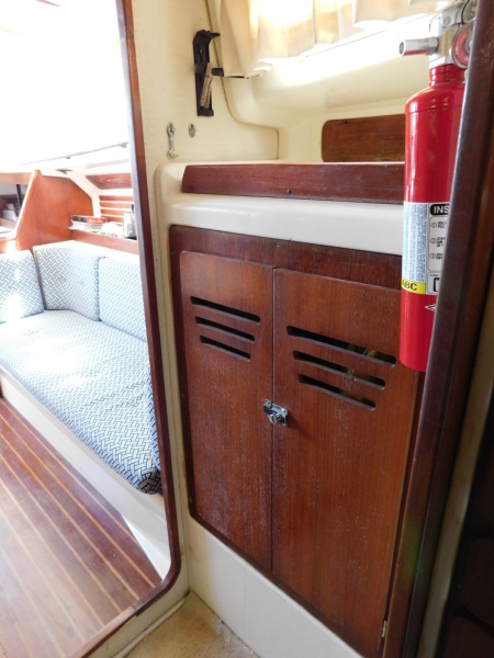 1982 Pearson 323