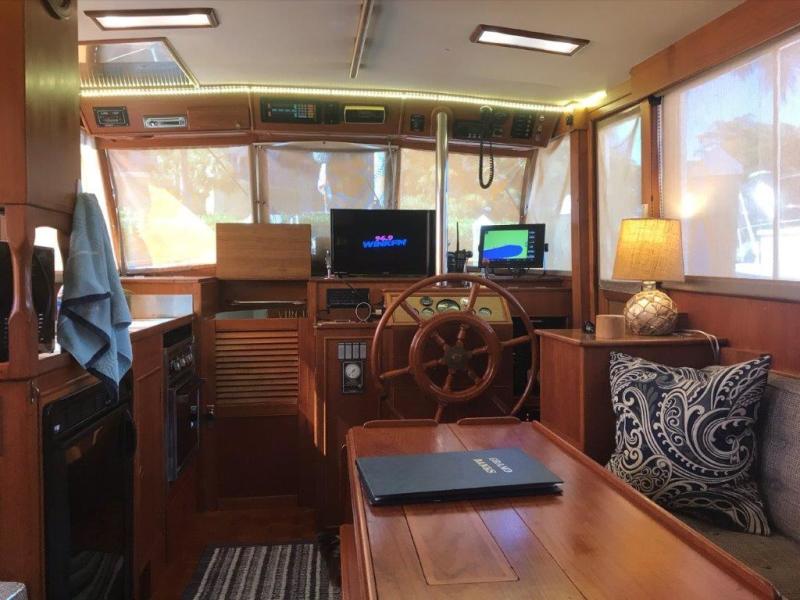 1986 Grand Banks 36 classic