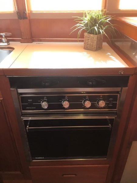 1986 Grand Banks 36 classic
