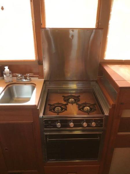 1986 Grand Banks 36 classic
