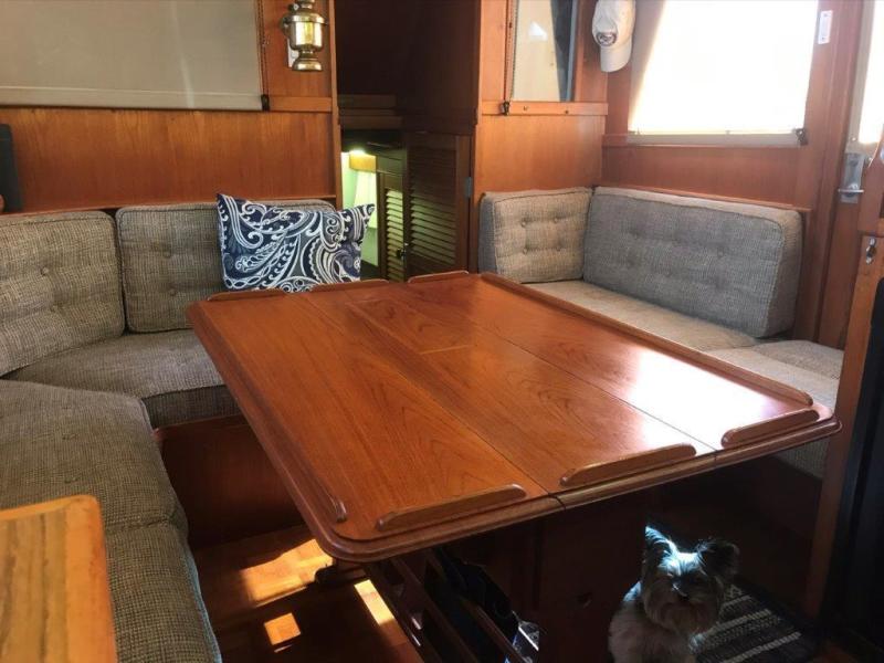 1986 Grand Banks 36 classic