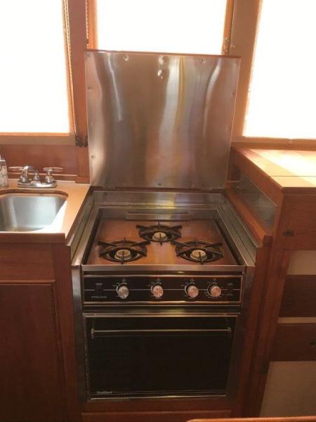 1986 Grand Banks 36 classic