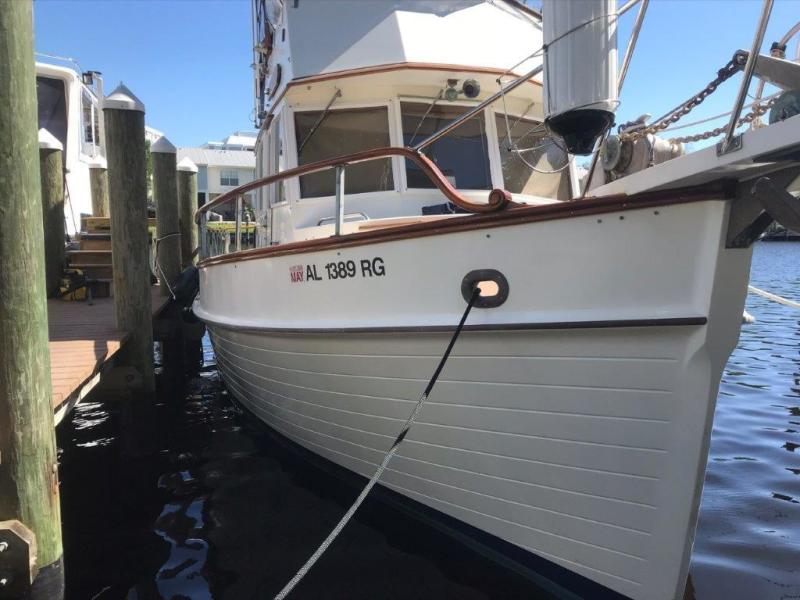 1986 Grand Banks 36 classic