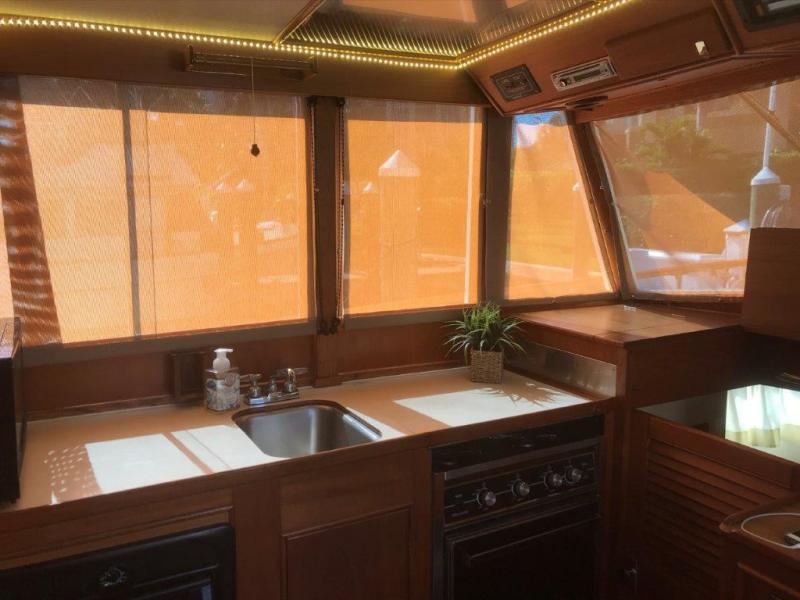 1986 Grand Banks 36 classic