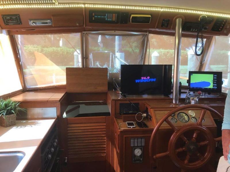 1986 Grand Banks 36 classic