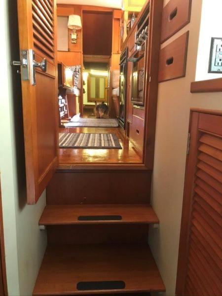 1986 Grand Banks 36 classic