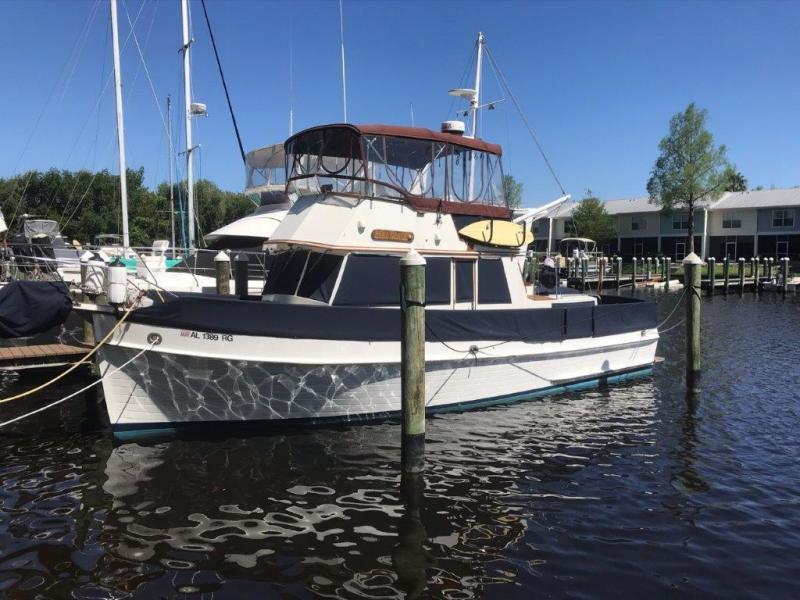 1986 Grand Banks 36 classic