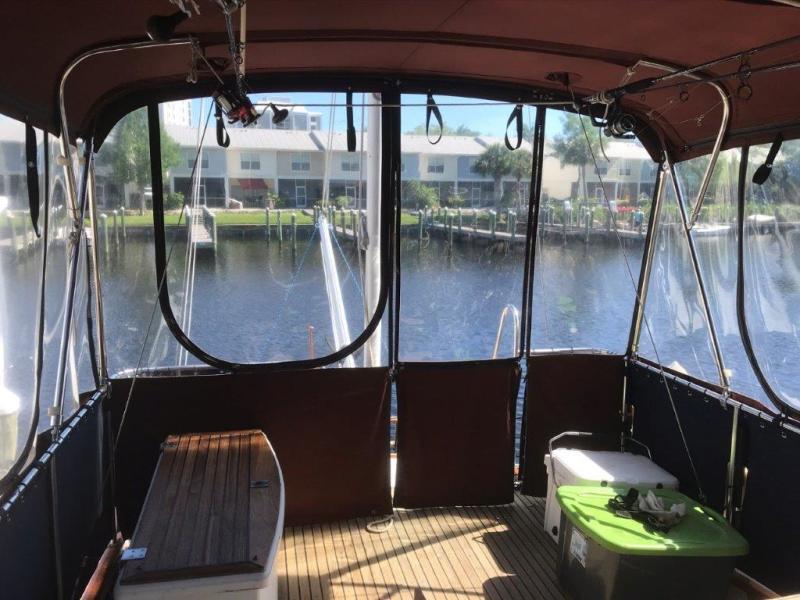 1986 Grand Banks 36 classic