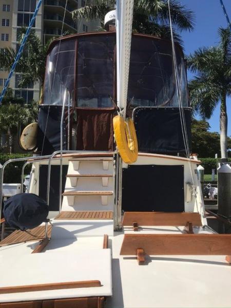1986 Grand Banks 36 classic