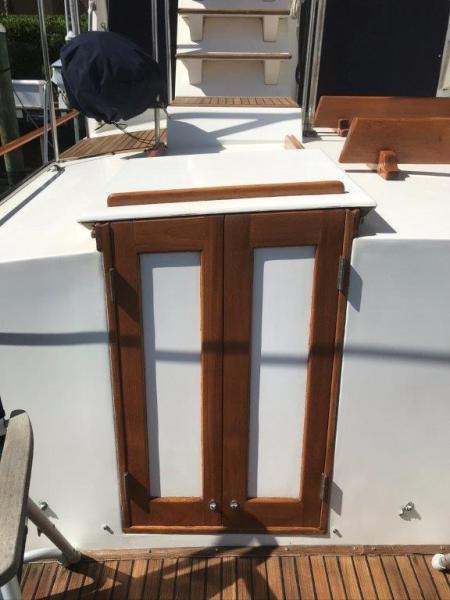 1986 Grand Banks 36 classic