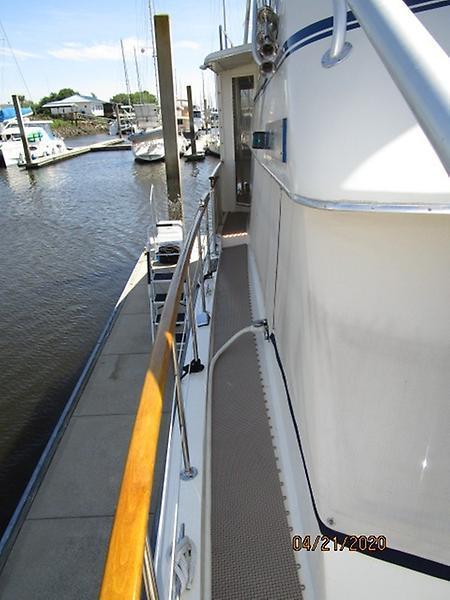 1990 Atlantic "44" Motoryacht