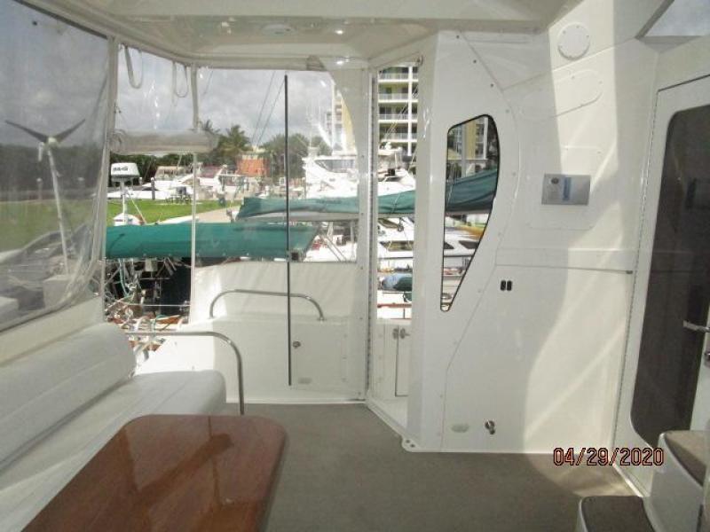 2007 Carver "47" CPMY