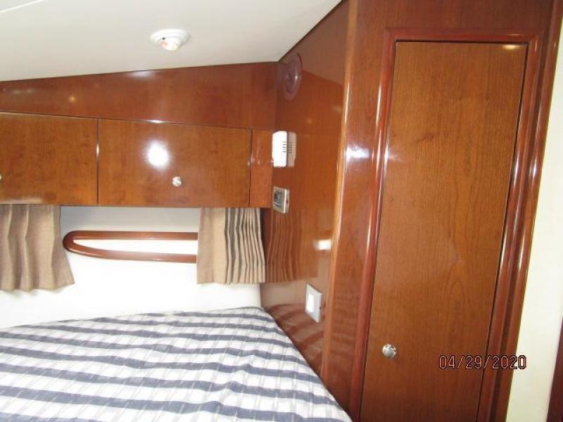 2007 Carver "47" CPMY