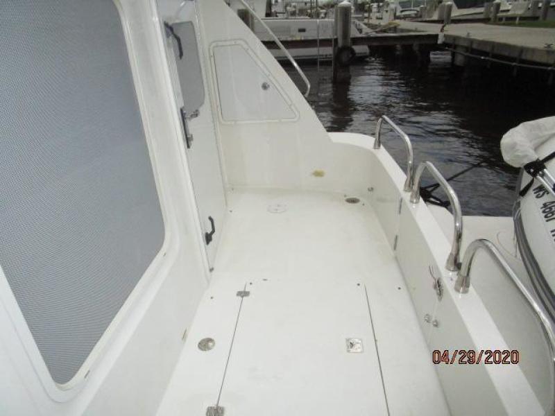 2007 Carver "47" CPMY