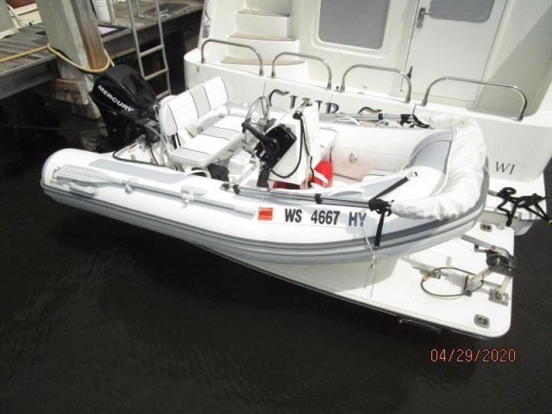 2007 Carver "47" CPMY