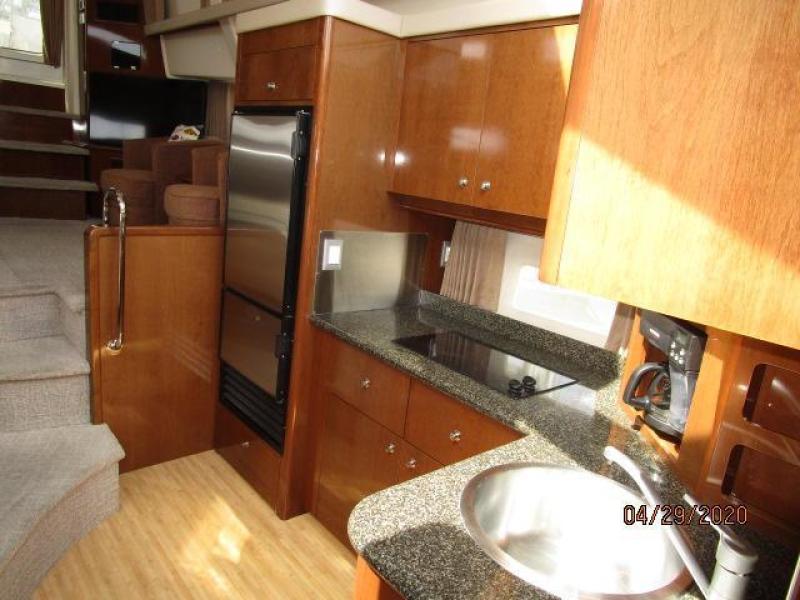 2007 Carver "47" CPMY