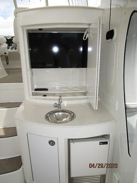 2007 Carver "47" CPMY
