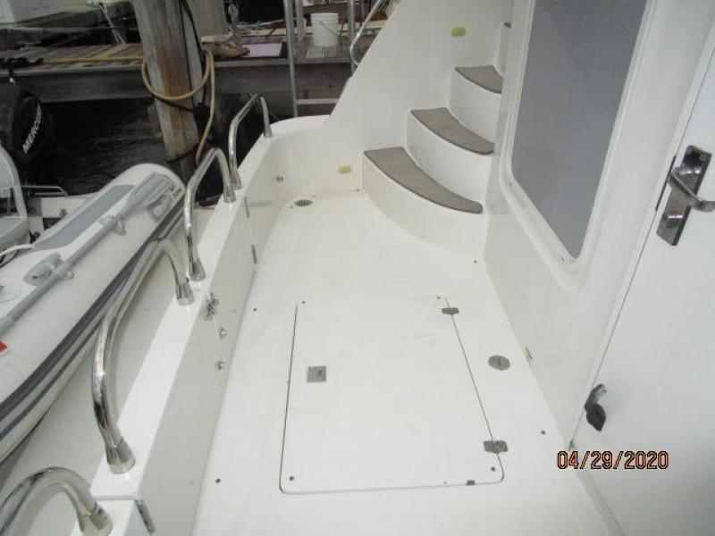 2007 Carver "47" CPMY
