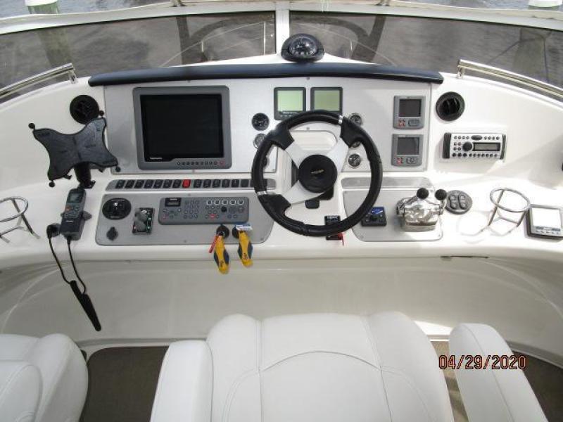 2007 Carver "47" CPMY